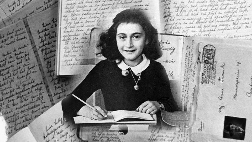 Qué mensaje nos deja la obra de Ana Frank 3 Ana Frank escribiendo en su diario