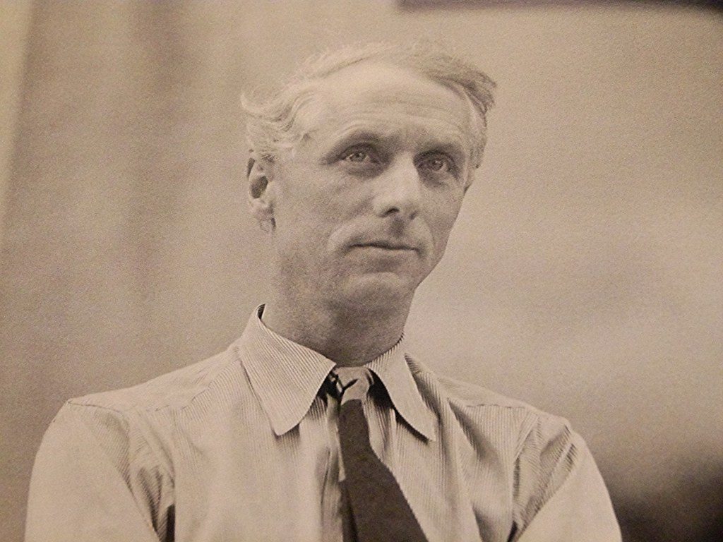 Qué tecnica surrealista introdujo Max Ernst 3 Retrato del artista Max Ernst joven