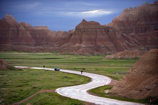 Cómo se clasifican las formas por su origen 3 Paisaje natural con diversas formas geológicas