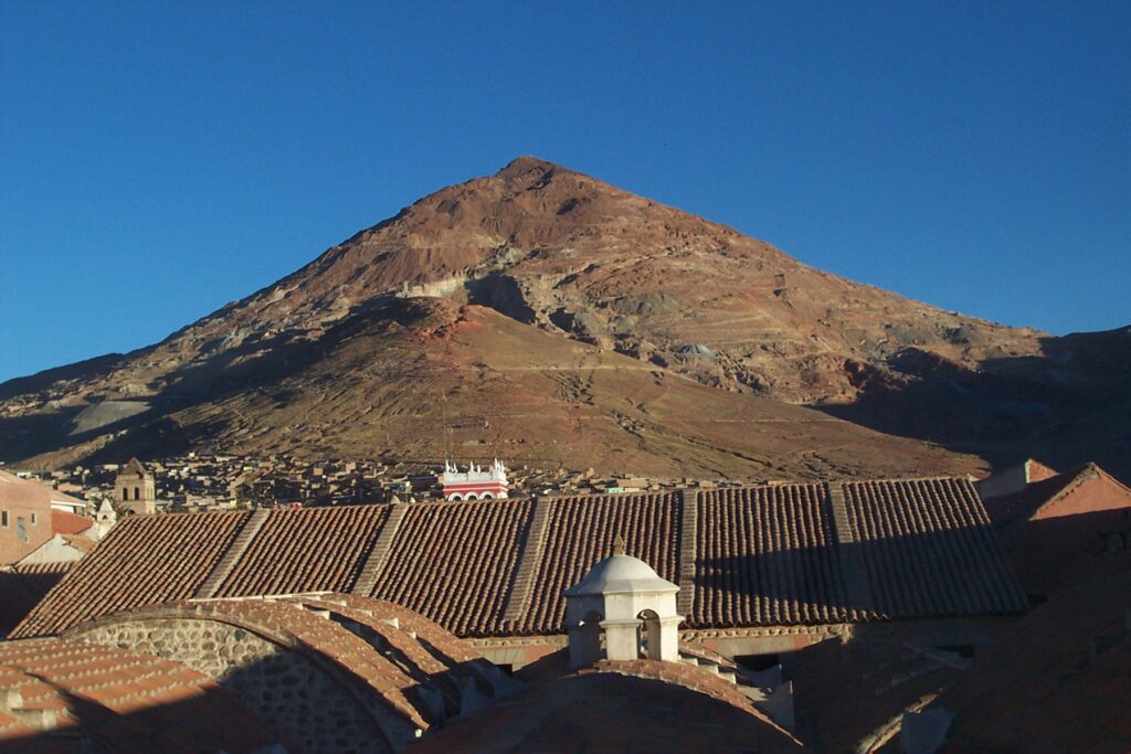Cómo encontrar pisos de bancos disponibles en El Cerro del Águila 3 el cerro