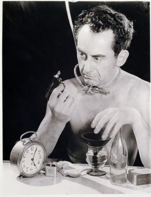 Man Ray: Pionero del Arte y la Fotografía 3 Man Ray arte Dadaísmo
