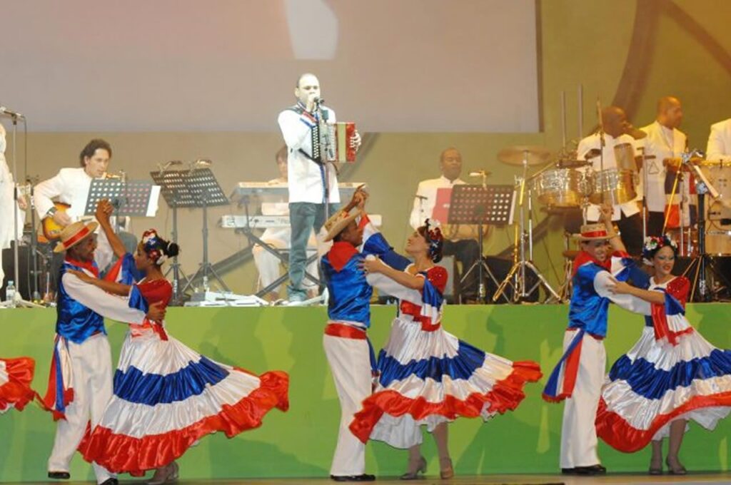 Qué características identifican a los diversos tipos de danzas 8 merengue
