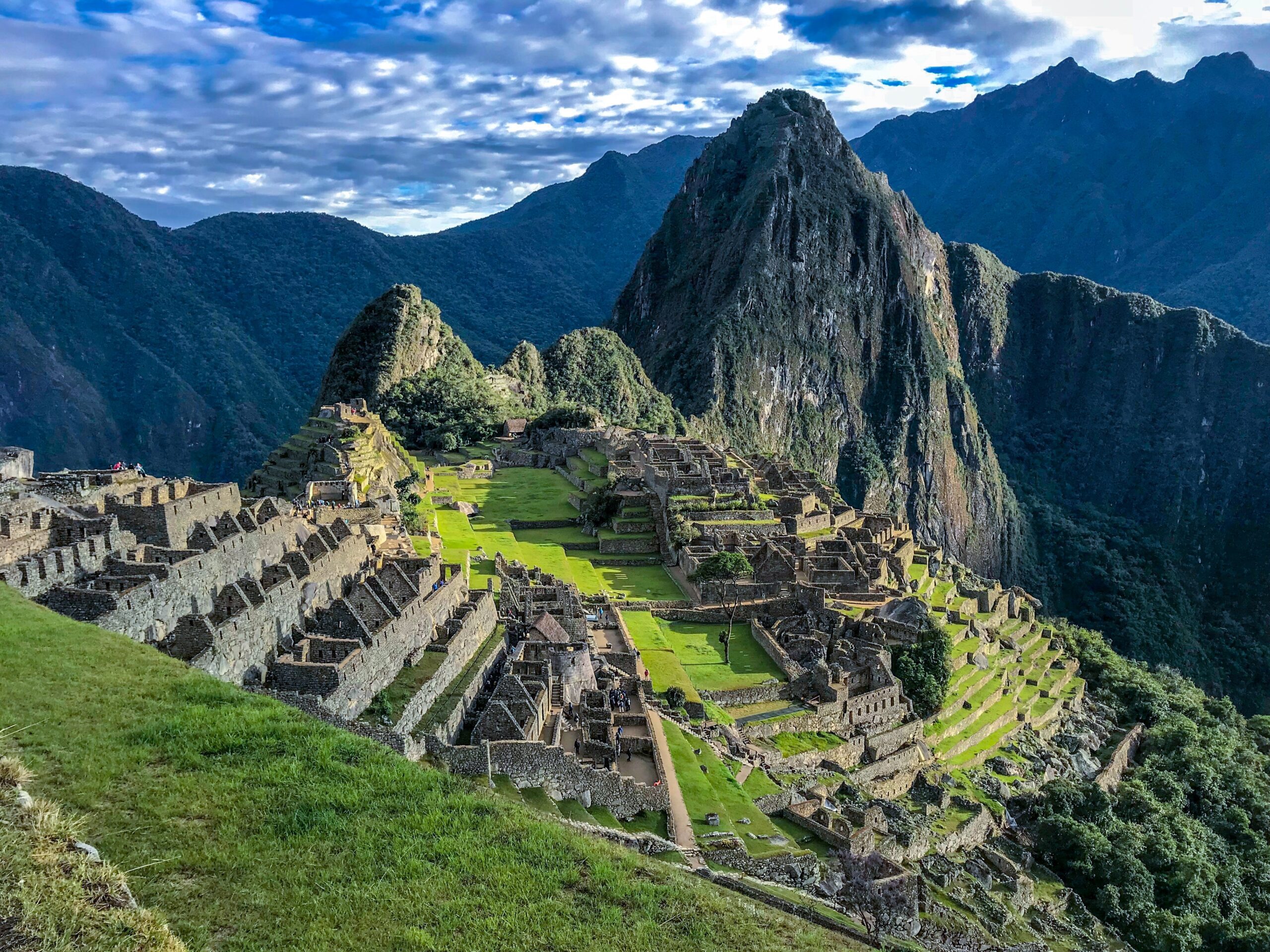 Que se destaca de la arquitectura inca menciona las construcciones más importantes 3 Machu Picchu, joya arquitectónica inca